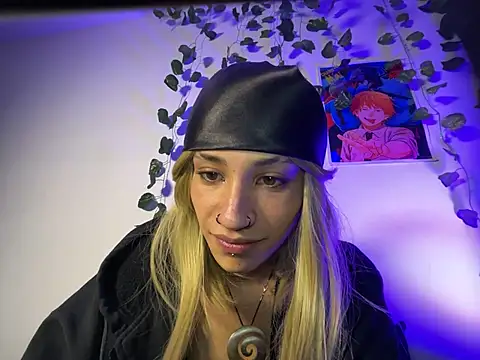 Chat XXX en directo de JohnnyJones_