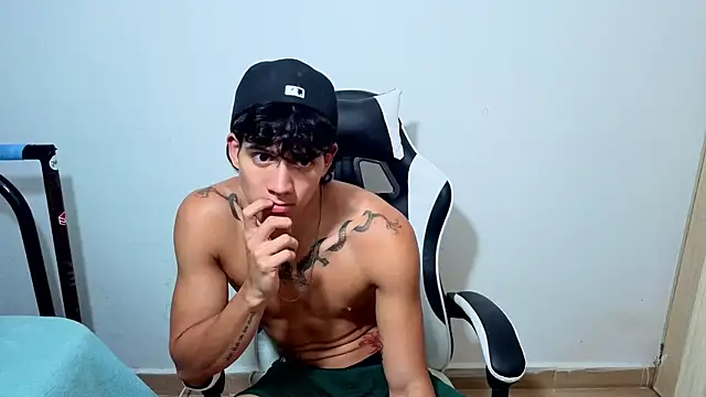 Noah__Dick – Live XXX-chat