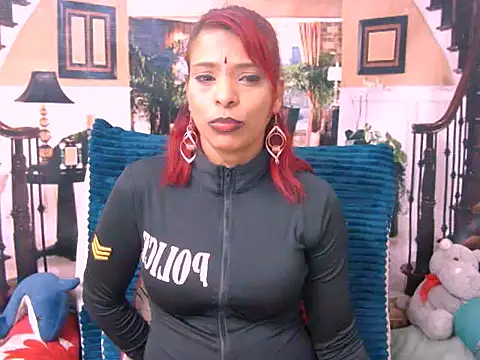 Chat +18 de IndianSexyAss ao vivo