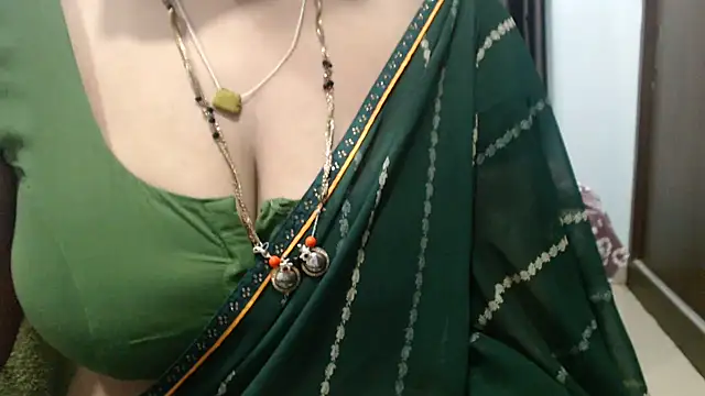sunitha-3 Chat XXX in diretta
