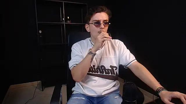 FelixStarkk Live XXX-Chat