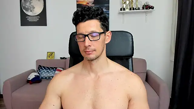 BrutusK08 Chat XXX live
