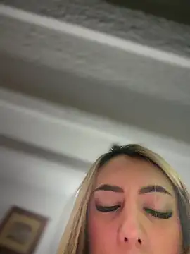 Živý XXX chat tinker_exotic_1