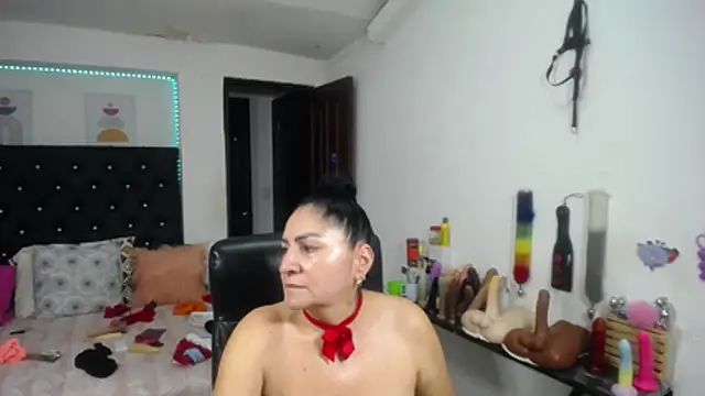 mature_bigboobs10's Live XXX Chat