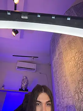saracaball_'s Live XXX Chat