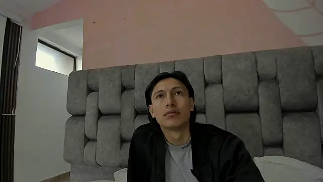 MarcoAndAllice's Live XXX Chat