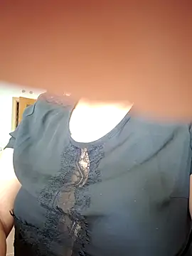 MojaditPussy's Live XXX Chat