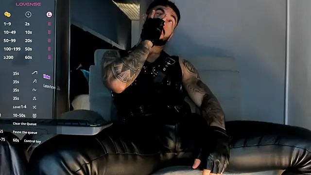 MarkWalker__'s Live XXX Chat