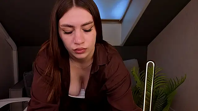 Mary_Forest élő XXX-chatje