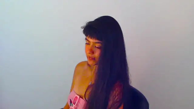 meganmiauu – Naživo XXX chat