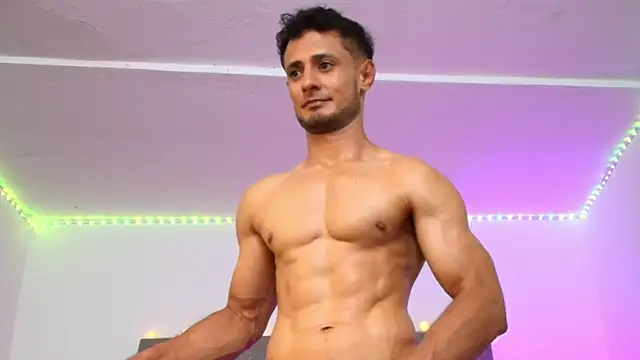 Chat +18 de Adonys_Lewis_ ao vivo