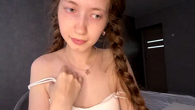 Emily_Mur_ Obrolan Langsung XXX