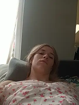 XXX chat uživo modela BarniLilit