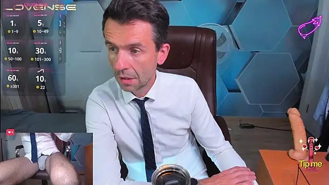 SteveTiger Adlı Modelin Canlı XXX Sohbeti
