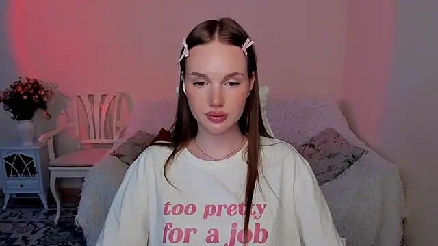 MishkaMe's Live XXX Chat