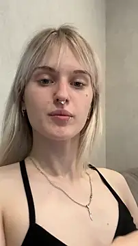 LezzyCrown – Naživo XXX chat