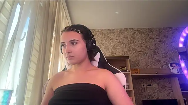 SharikaBabecki XXX чат на живо