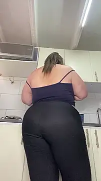 Chatroom XXX en direct de Chloee_Peach