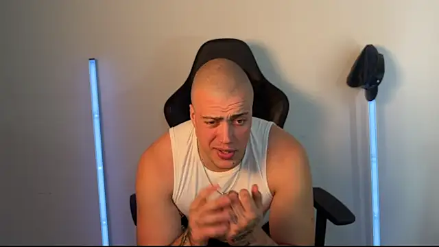 Chat XXX en directo de Telenok1