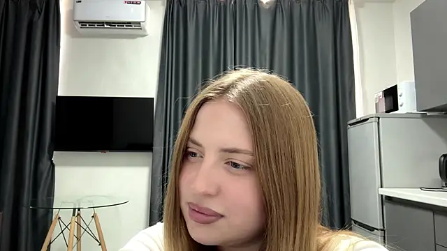 mintwhiff Adlı Modelin Canlı XXX Sohbeti