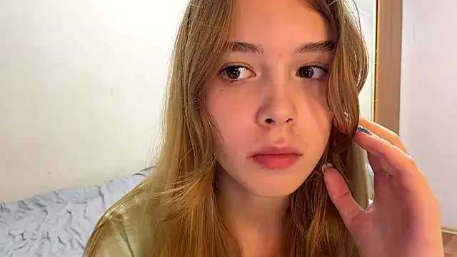 Chat +18 de HebrewRiding ao vivo