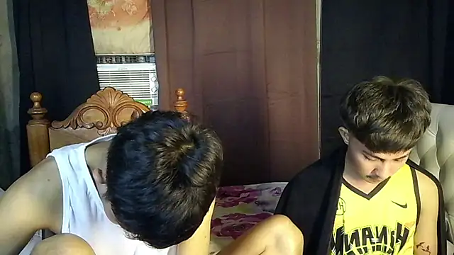 Urloverhardcock Live XXX-Chat