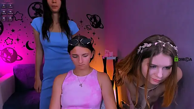 caroline_honeyy: απευθείας συνομιλία ΧΧΧ