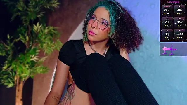 XXX chat uživo modela emmanakamura