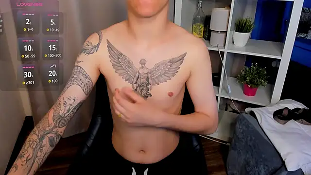Mel_Fizz élő XXX-chatje