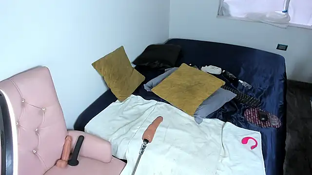 Benjamin_Buster Adlı Modelin Canlı XXX Sohbeti