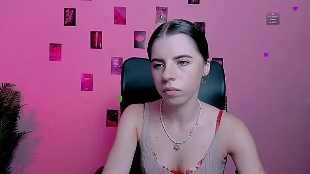 Chat XXX en directo de lyra_desire