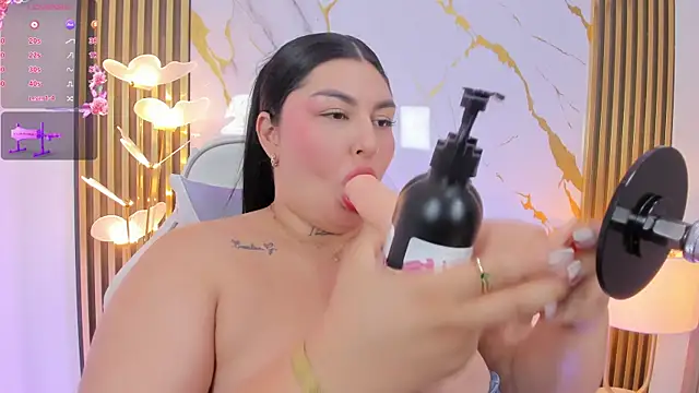 abby_deep_2 Adlı Modelin Canlı XXX Sohbeti