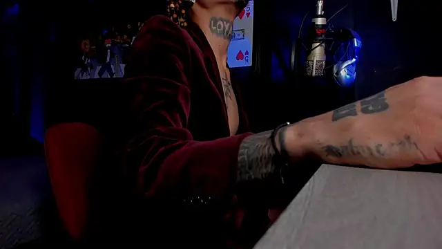 XXXRAYGAMES live XXX chat