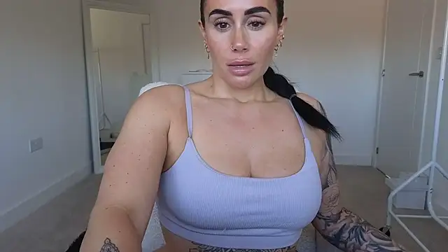 LibbyLoveHeartx's Live XXX Chat