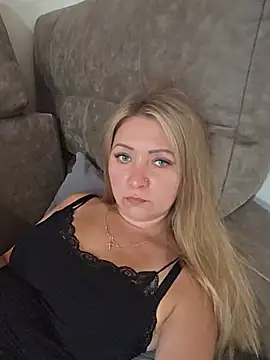 XXX chat uživo modela SassiSandra