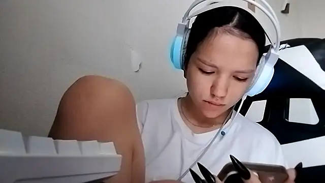 TommyeRodeen Live XXX-chat