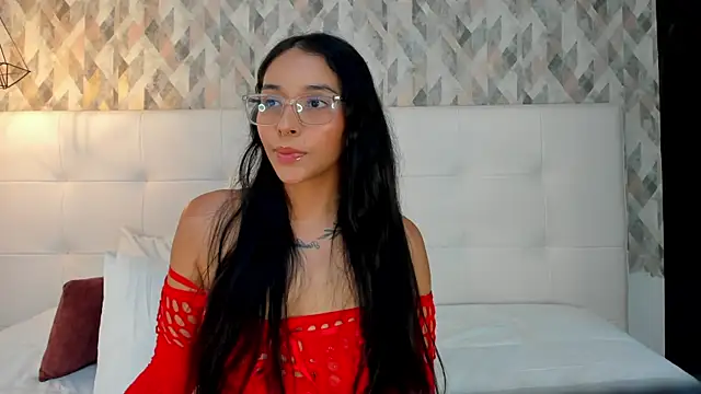 צ'אט XXX בשידור חי של Roseaurora