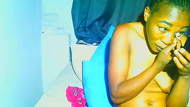 freaky_naughty – Naživo XXX chat