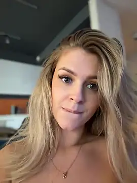 Love_Bri Live XXX Chat