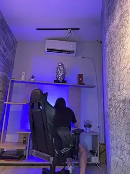 Онлайн чат XXX saracaball_