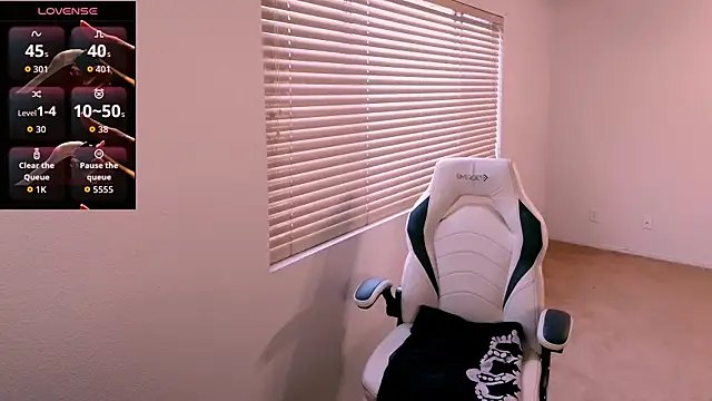 britteebee 现场XXX聊天