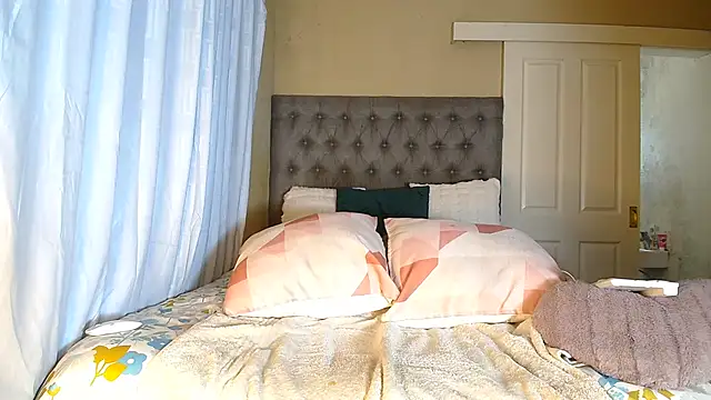 nanababe1 live XXX chat