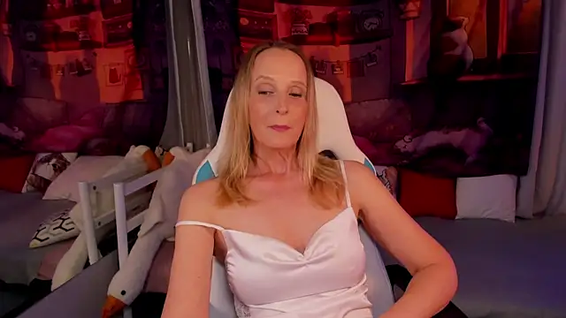 ScarlettPalmer XXX чат на живо