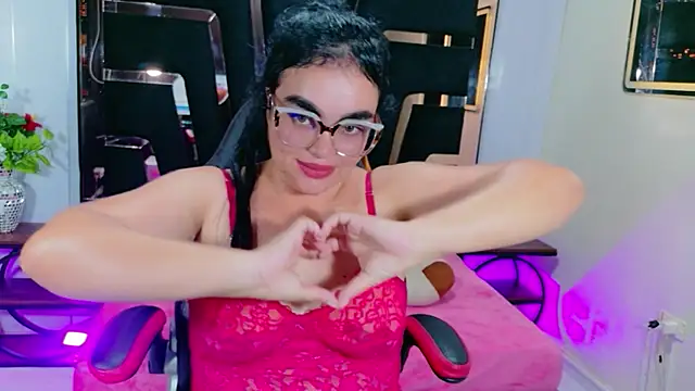 megan_glenda Adlı Modelin Canlı XXX Sohbeti