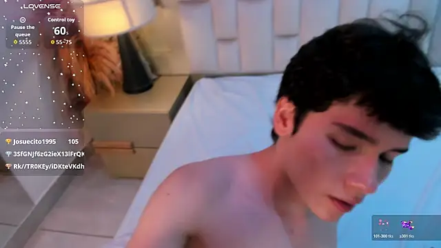 Chat XXX ao vivo de MaxxieRay