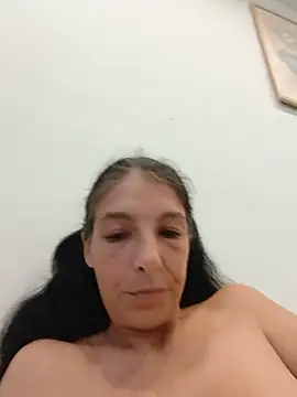 Sposini69 Adlı Modelin Canlı XXX Sohbeti