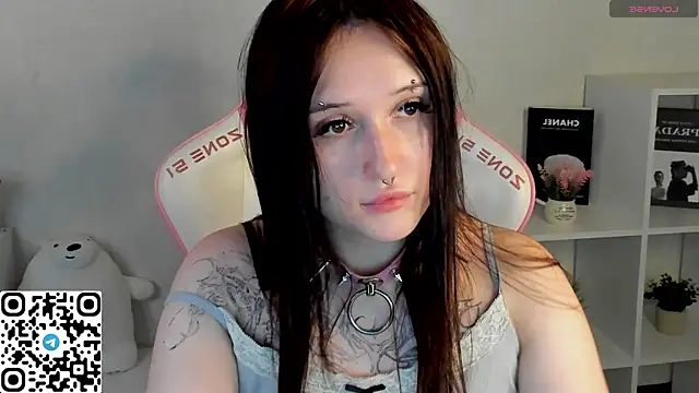 Emma-Blissa Chat XXX live