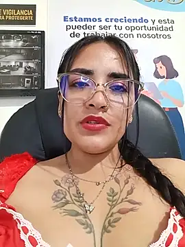 MAYE__13 Live XXX Chat