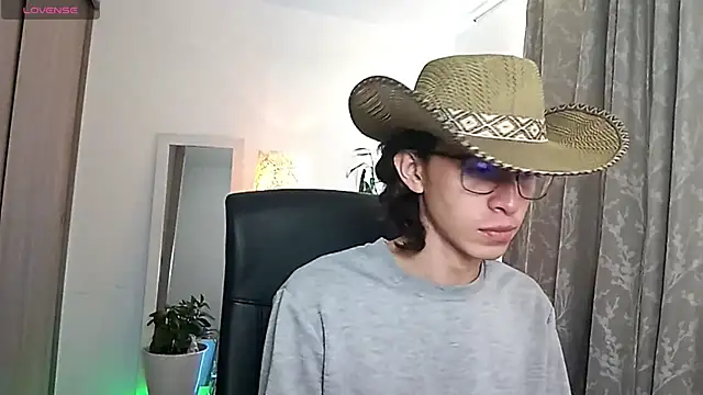Živý XXX chat You_Sissy