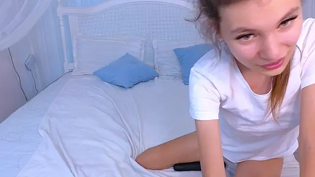 Chatroom XXX en direct de Little__Lunaa